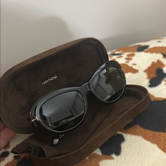 Tom Ford Elodie TF819 sunglasses - Picture 7 of 7